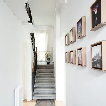 Aria E Luce A Guest house *